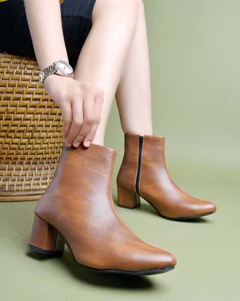 Women Boots with Zip