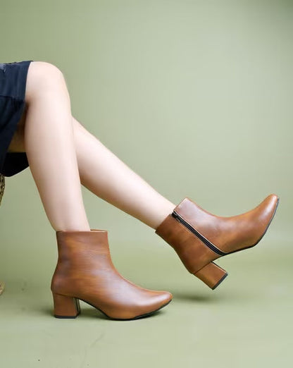 Women Boots with Zip